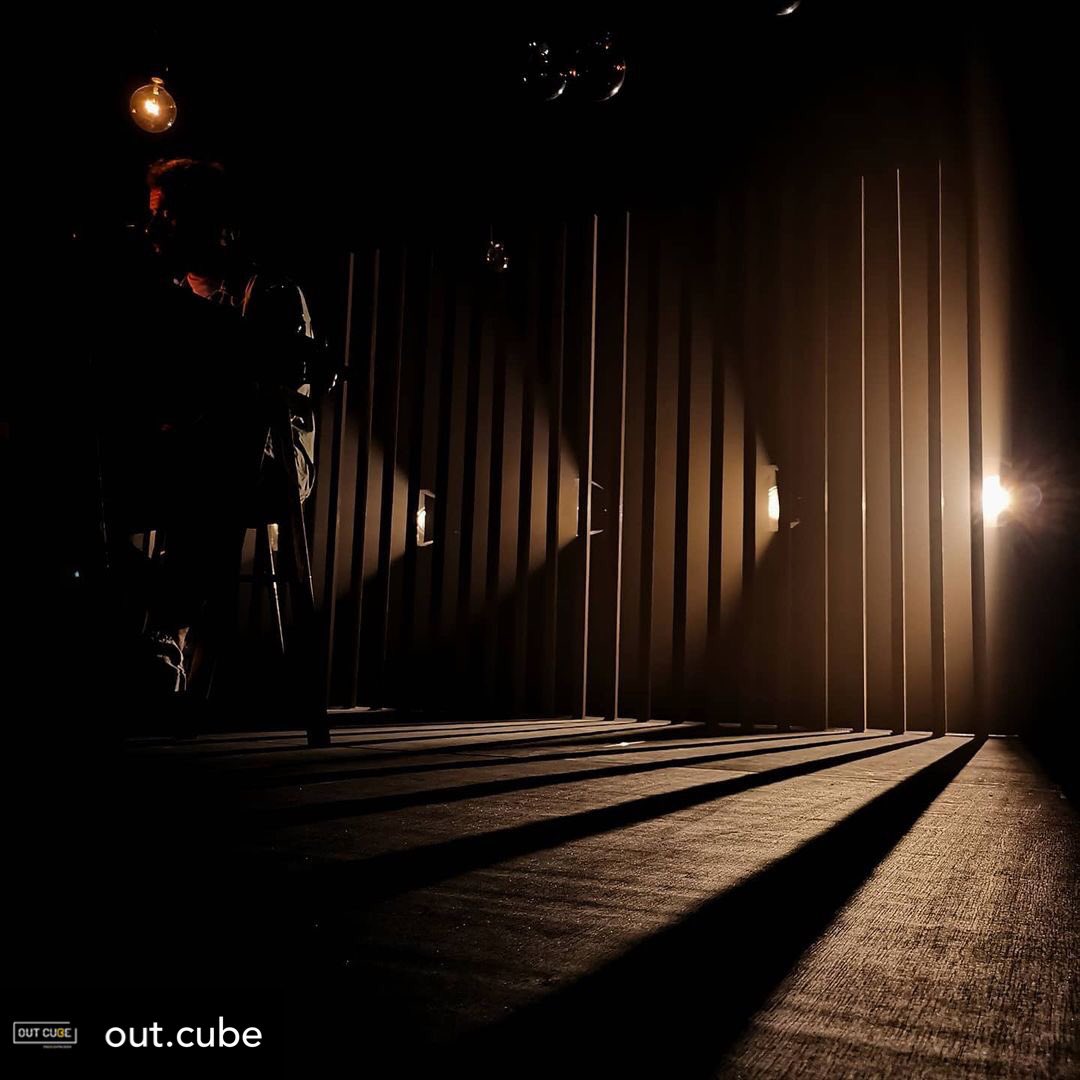Robelighting's tweet photo. Setting the stage for “De Profundis” in Porto, Portugal with the #lightingdesign created by OUTCube using @Robelighting #ParFect150 luminaires supplied by Teatro do bolhão &amp; a #DigitalSpot3000DT digital light projector.

#robelighting #robeintherig #outcube #videolighting https://t.co/3dc6uL0YrM