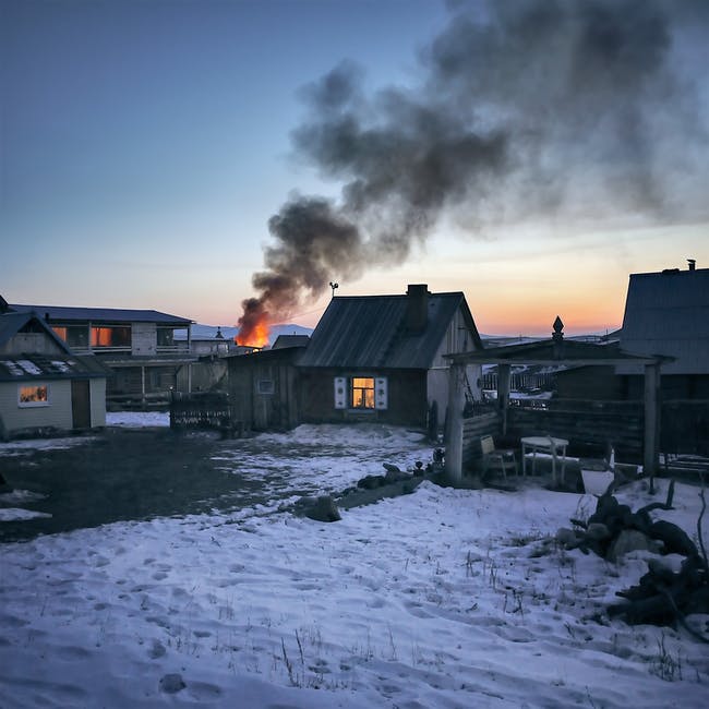 FrostInsAgency's tweet image. You can tell if someone burned down their house for insurance reasons; if the smoke is bill owing! 💨😆

#InsurancePuns #Humor #Insurance
