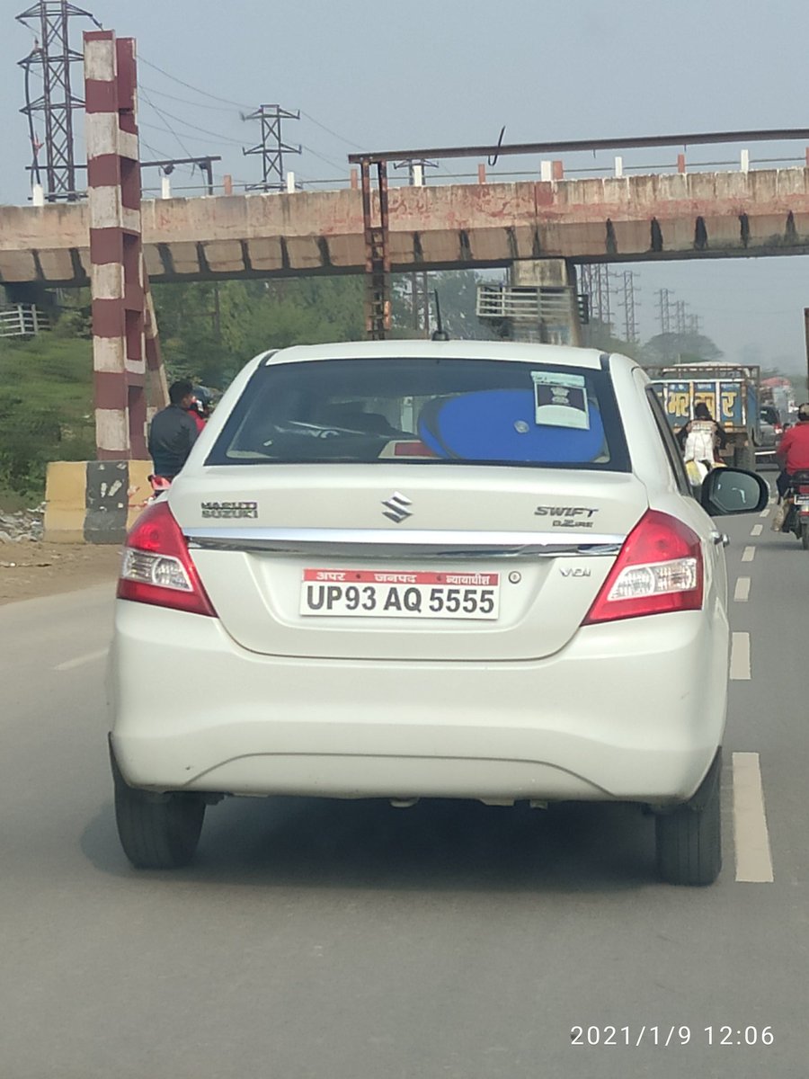 khirawari's tweet photo. @uptrafficpolice https://t.co/OkdbKxJ1ri
