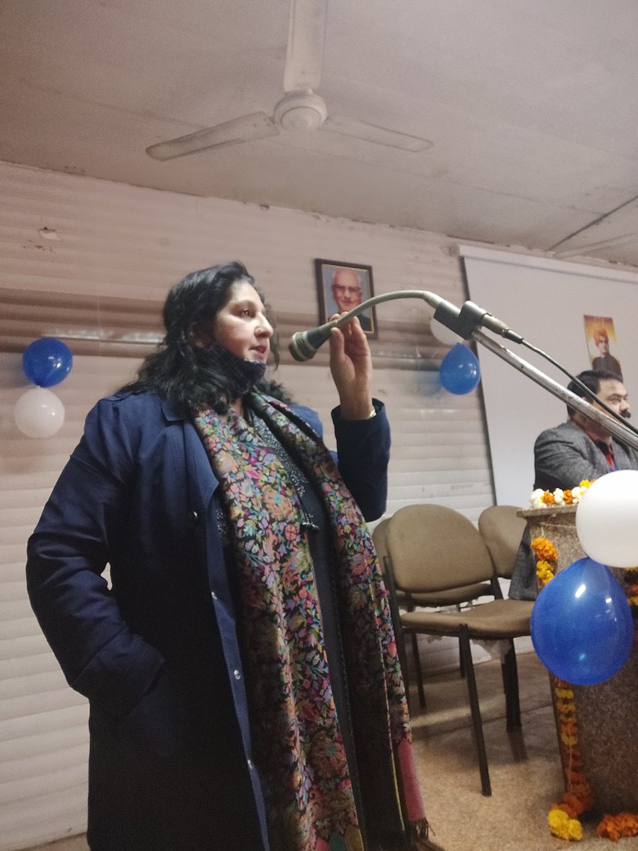 हैड क्वार्टर मण्डल द्वारा आयोजित (राष्ट्रीय युवा दिवस) युवा सम्मलेन मै NRMU के केंद्रीय अध्यक्ष की ललकार की सरकार एनपीएस एवं निजीकरण पर रोक लगाए वरना मजदूर आयेंगे सड़कों पर:- एस के त्यागी |

पूरी खबर के लिए नीचे क्लिक करे
facebook.com/10384865453116…

<a href="/ShivaGopalMish1/">Shiva Gopal Mishra</a>