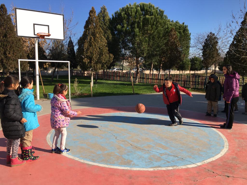 Sportif etkinliklerimiz #salihlideeğitim #ozledikogunleri <a href="/isadilek61_isa/">isa dilek</a> <a href="/ziyaselcuk/">Ziya Selçuk</a>