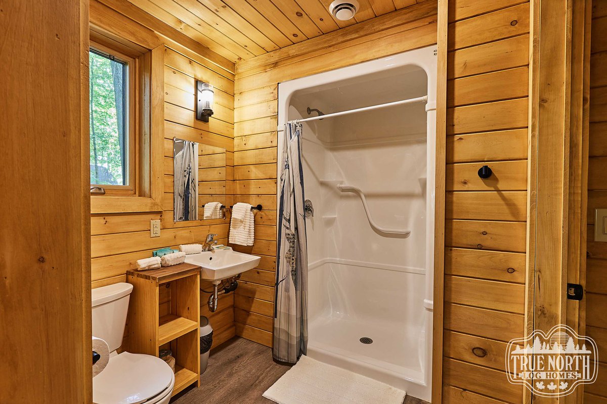 chiefswoodpark's tweet photo. Here is a inside look of the large cabins. We are getting a lot of questions about who made the cabins. We purchased the kits from @truenorthloghomes and local tradesmen assembled them. 

#chiefswoodpark #seesixnations #truenorthloghomes #cabin #cabinlife https://t.co/yBgb9XrAJC