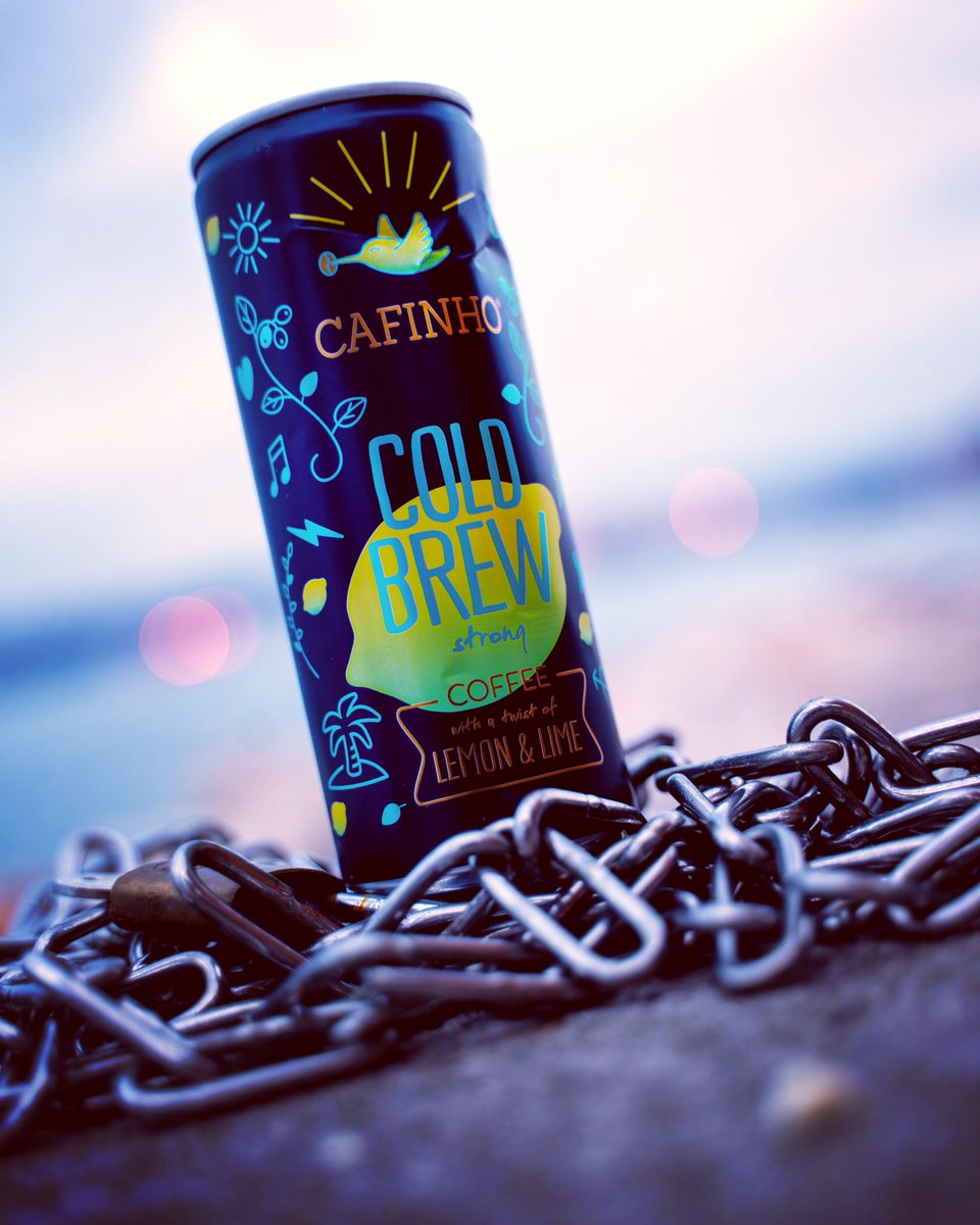 Cafinho2's tweet photo. ‘’The power of your thoughts can break any chains’’ #cafinho #cafinhocoldbrew #coldbrew #befreetobe #boditokarsi #coldbrewcoffee https://t.co/podPoh78pv