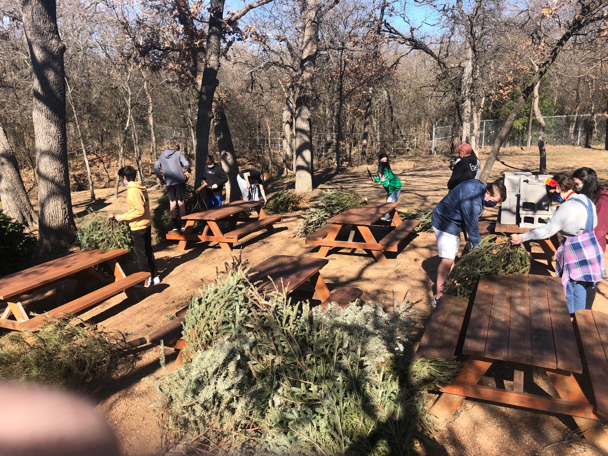 Grapevine HS students are constructing brush piles for lake grapevine, we need more supplies!!!!! 
<a href="/TPWDnews/">Texas Parks & Wildlife</a> 
<a href="/gograpevine/">Grapevine Parks&Rec</a> 
#wordfortheherd