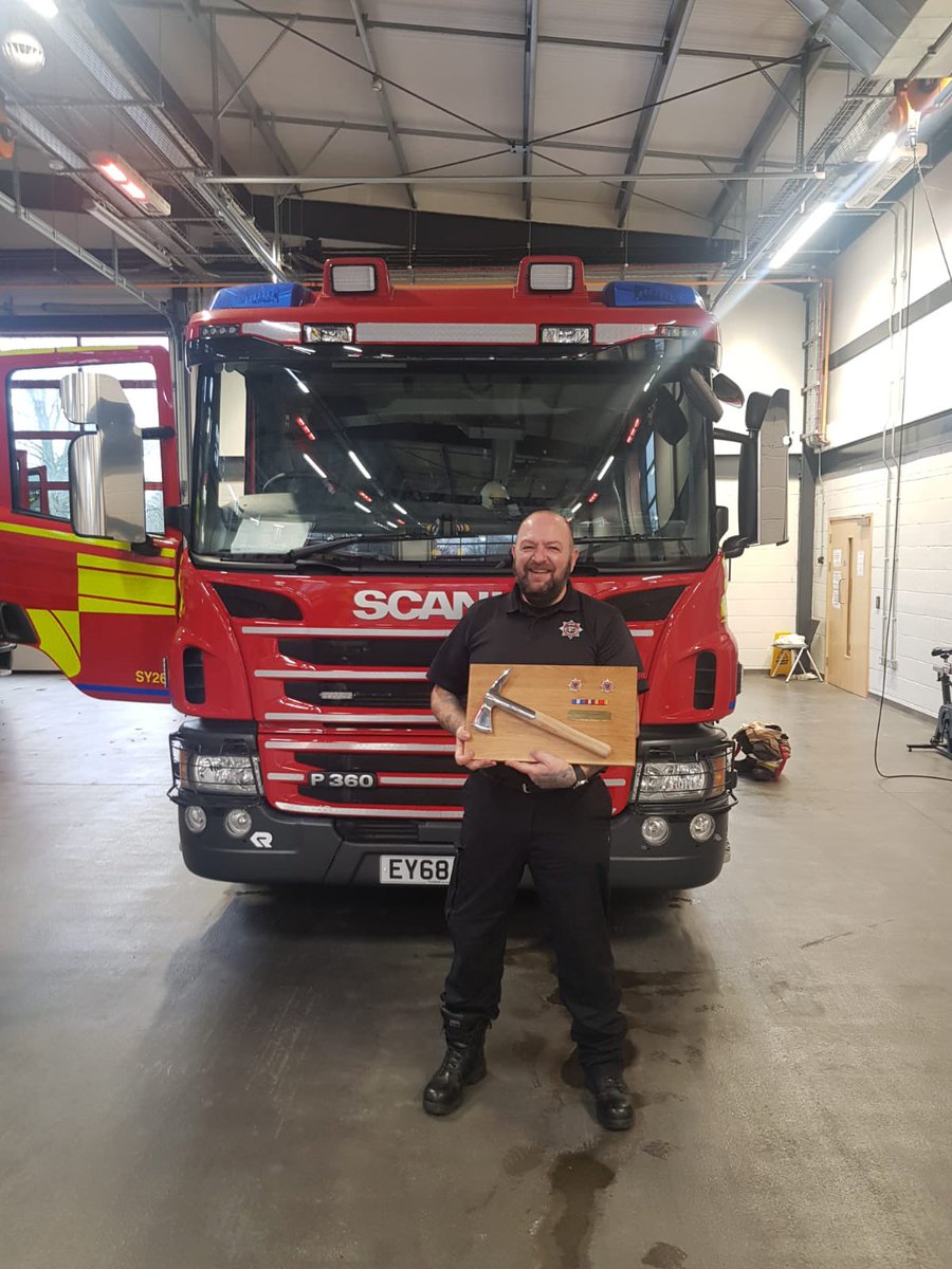 Fordbridgefire's tweet photo. FF Iain Welton of  Fordbridge Blue Watch has retired today after 30 years serving the community of Spelthorne.
Enjoy your well deserved retirement from all your colleagues at Fordbridge https://t.co/JnVyXGuWw7