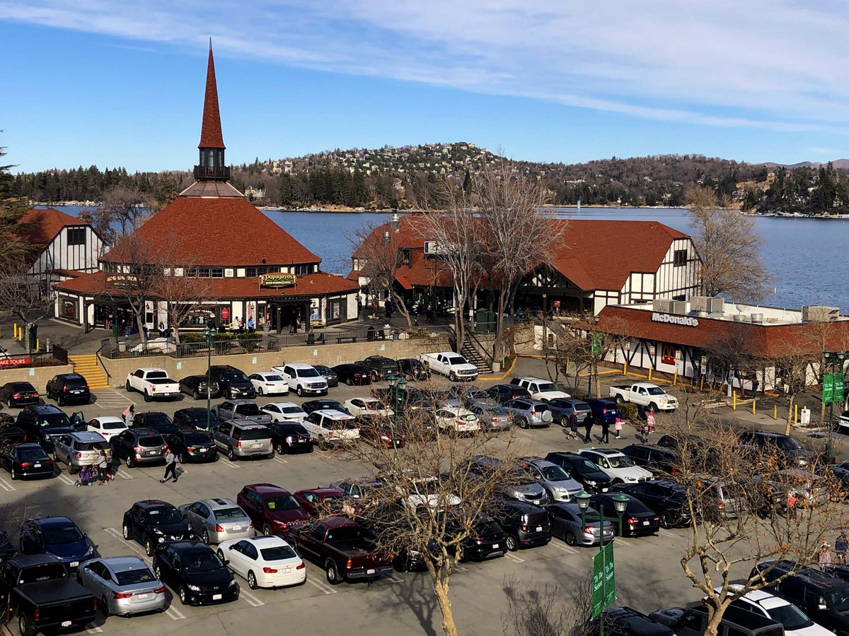 LA Village tweet media