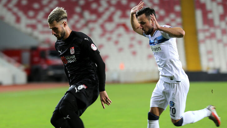 Ziraat Türkiye Kupası son 16 mücadelesinde Sivasspor, normal süresi 1-1 biten maçta, Adana Demirspor'u Yatabare'nin 116.dakikada attığı golle 2-1 yenerek çeyrek finale yükseldi. #ZiraatTürkiyeKupası #Sivasspor #AdanaDemirspor https://t.co/sL8U5Fhxgr