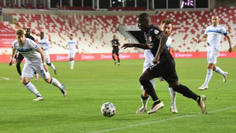 Sivasspor, Adana Demirspor karşısında 116'ncı dakikada bulduğu golle Türkiye Kupası'nda üst tura yükseldi
https://t.co/dYd0RJdTa0 https://t.co/de1IrUWLmO