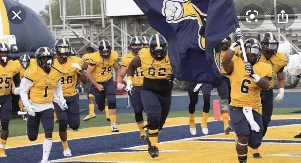 d1_ricky321's tweet photo. Beyond Blessed to receive a offer from Graceland college🙏🏾‼️@CoachPosateri #wearegraceland @FayvanH @abreon_torres @00kerri @raefsu23 @Jacroy4 @Caleo_Carrera @AstronautFB https://t.co/0INpeHa3yS
