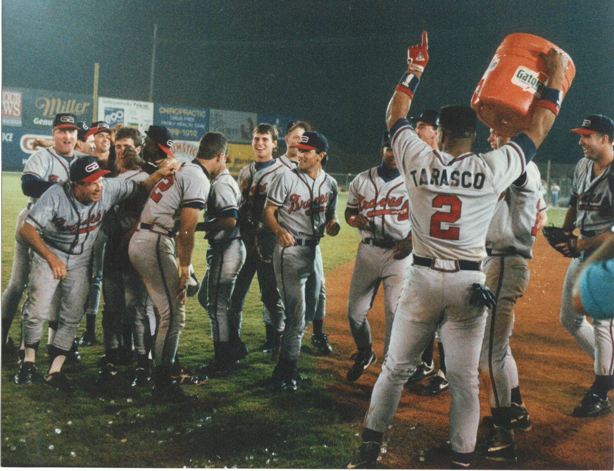 Tony Tarasco had a 24-game hit streak in 1992, the second-longest in franchise history. 4/