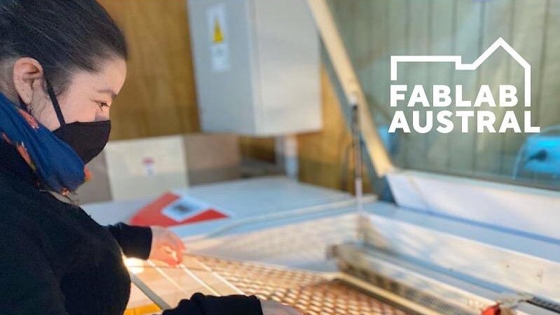 ucatolica's tweet photo. ¡Los #FabLabs han trabajado con todo en pandemia! 💪 A pesar de la distancia y las cuarentenas, se articularon e impulsaron iniciativas de diseño y manufactura, compartiendo desarrollos de código abierto para materializar en sus proyectos. 👀Lee más AQUÍ: https://t.co/IOvnybxNuE https://t.co/KyRYEmWWTB