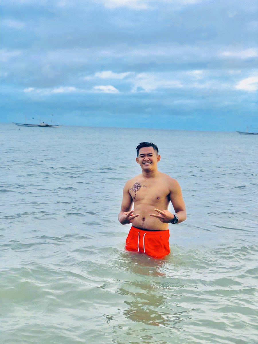 ApgJohn's tweet photo. im back😊 https://t.co/ALIGEaQyz2