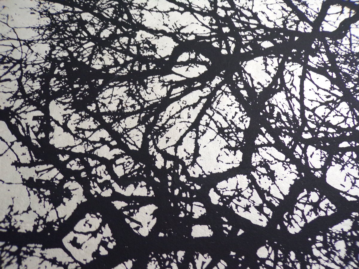 AaronMBartlett's tweet photo. In love with the paper I got for my current project. Can't stop running my hands over the textured surface. https://t.co/I0DSvQUXoM