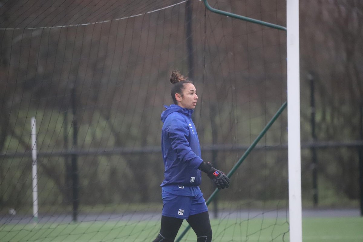 WassilahImlak's tweet image. 💥De retour sur les terrains, le travail s’intensifie en vue du retour à la compétition 💪🏼👊🏼⚽️ #newyear #samegoal #football #passion #goalkeeper #gk #EAG