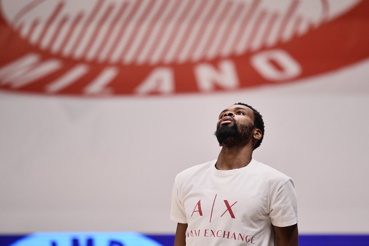 OlimpiaMI1936's tweet photo. WarmUp 🔥
💻 Tra 45 minuti Olimpia-Valencia in DIRETTA su @Eurosport_IT Player
#insieme #EuroLeague #AXMVBC #ForzaOlimpia
@EuroLeague https://t.co/HBJ2mZH63t