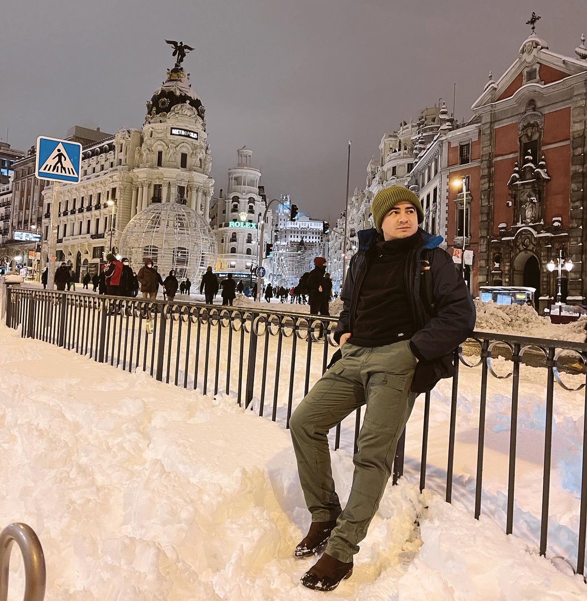 georgesplaces's tweet photo. Work In Progess 👣🧡 🚧
_______________________
#georgesplaces #menstyle #top #mensfashion #stylemen #styleblogger #styleinspiration #madrid #chic #art #styleman #menswear #fashion #cool #la #fashionblogger #lifestyle #outfit #dresscode #menstyle #sweet #snowman 🚜🎿 https://t.co/tTb3DY3XNe