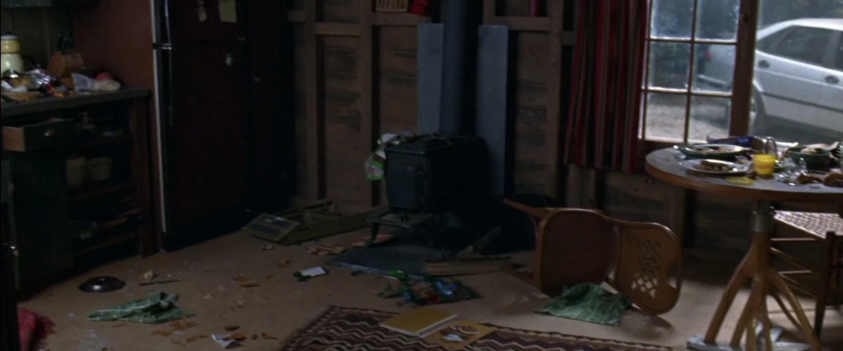 (It was most likely destroyed when Mort wrecked the house but I couldn't find a pic of it. I'll leave you, however, w/ the absolute destruction of the place (something ELSE Amber likes to allege, w/out a lick of proof)).The only phone there was undamaged before vanishing.