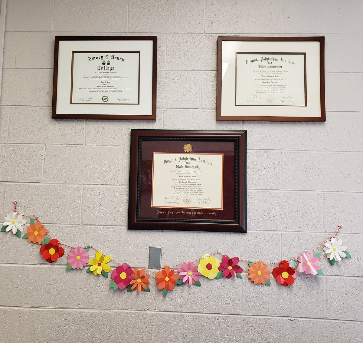 faithgmabe's tweet photo. Thank you to my faculty and staff for brightening my day! https://t.co/lmY0W7oc9S