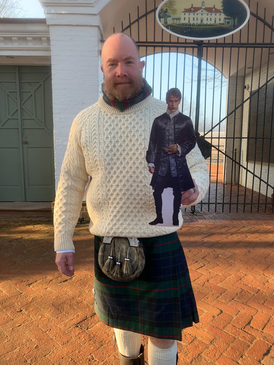ckatz76's tweet photo. @Outlander_STARZ @grahammctavish @SamHeughan @MenInKiltsSTARZ #flatjamie #kiltedmen @MountVernon my husband Joshua and Wee Flat Jamie visited George Washington’s Mount Vernon this morning! Enjoyed one another’s company a great deal. Even flashed some Knee! https://t.co/kECi7mi8ET