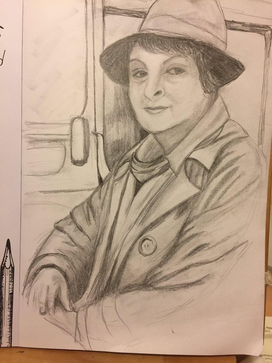 PaulaGrf813's tweet image. @BrendaBlethyn @AnnCleeves #Vera Mam’s birthday today, she’s shielding and missing her art group, took to drawing Vera today. I think you’ll agree It’s a ‘canny’ likeness. Happy birthday Gladys.🥳