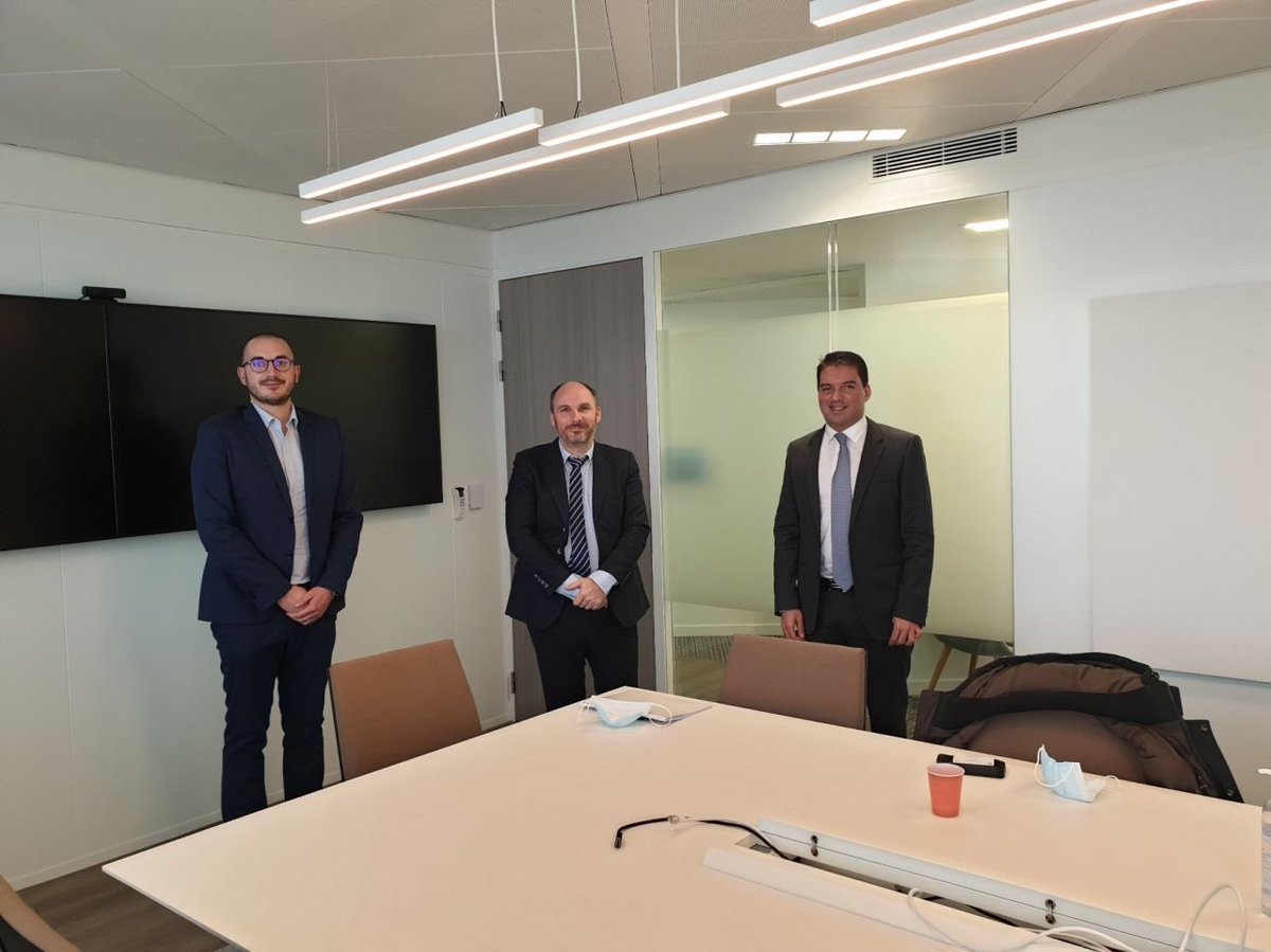 Rencontre passionnante avec <a href="/YannickOllivier/">OLLIVIER Yannick</a> notre président de <a href="/CNCC_audit/">CNCC</a> pour échanger sur les besoins et les attentes des jeunes professionels Cc <a href="/CJECnational/">CJEC</a> <a href="/adrien_decoster/">Adrien Decoster - DIGITABILIS</a> <a href="/ANECSnational/">ANECS</a> #CJEC #CNCC #CAC