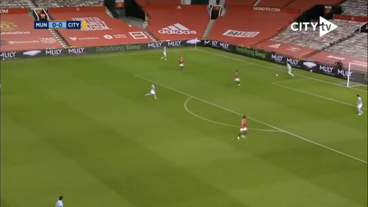 United deployed a more aggressive press at Old Trafford last week. Here, early in the match, Steffen is pressed and his options are limited 5/