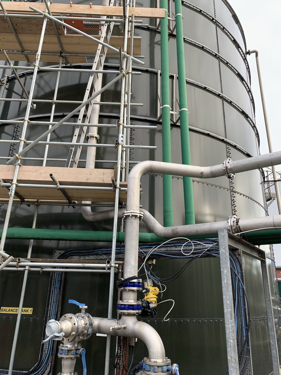 NickTreacher's tweet photo. A full weekends work away from JWE HQ installing new 6 and 8 inch pipe work between 2x balancing tanks at a local factory. #fabrication #pipework #weekendworking https://t.co/hlf90N1CuA
