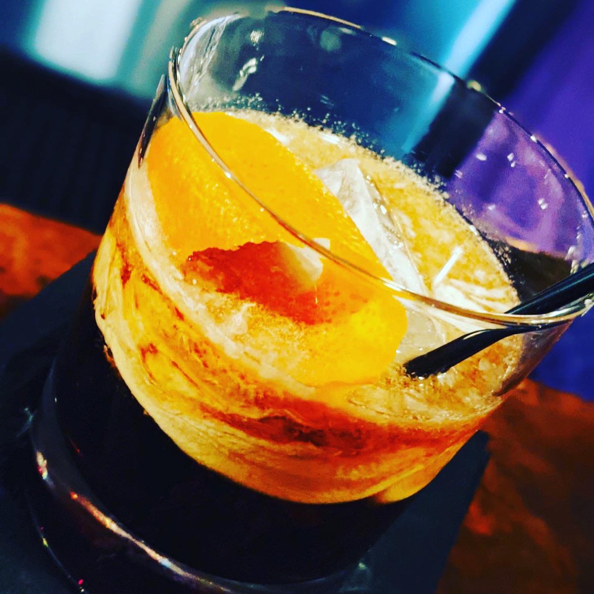 divine_fsw's tweet photo. Hey folks!! Mike Lenz will be playing the blues on his acoustic guitar tonight at Divine! Mike hits the stage at 7pm and will play until around 10pm. Come on out and enjoy what we’ve all missed so much.. LIVE MUSIC! And as always, our amazing food, beer and cocktails!! https://t.co/ZF3xk8oXYE