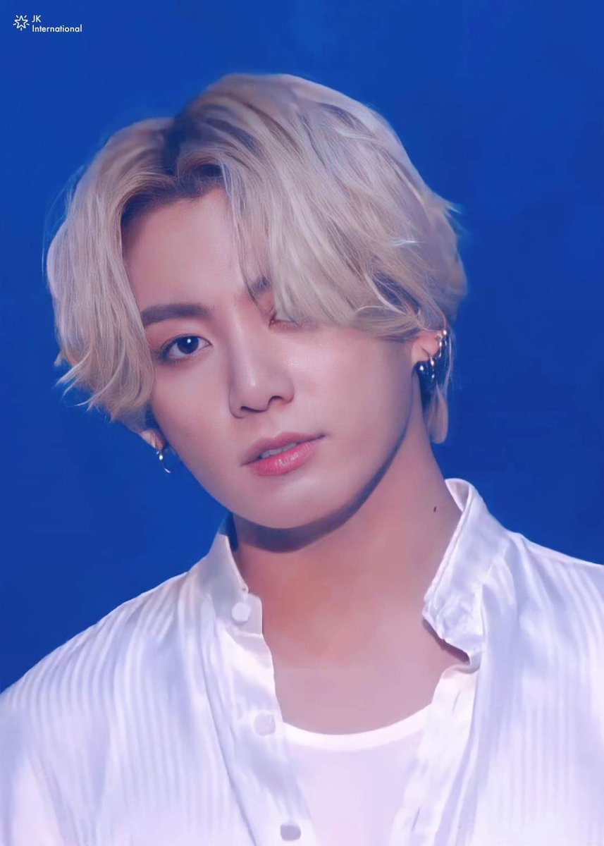 Jungkook – Fuleky Pallas Tokaji Late Harvest, Dessert Wine – super rare and golden just like our one of a kind maknae and great to sip right before bed, so do with that info + JK what you will 