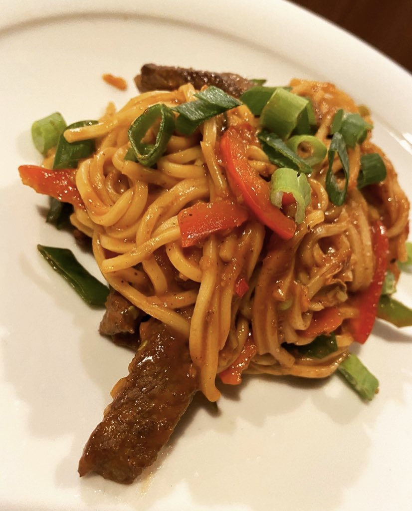 pol_chef's tweet photo. Tonight’s Class we made Crispy Chilli Beef with Noodles, more classes next week!!!!
#AtHomeWithTheIsolatedChef #StayAtHome https://t.co/wN10ipbUoJ