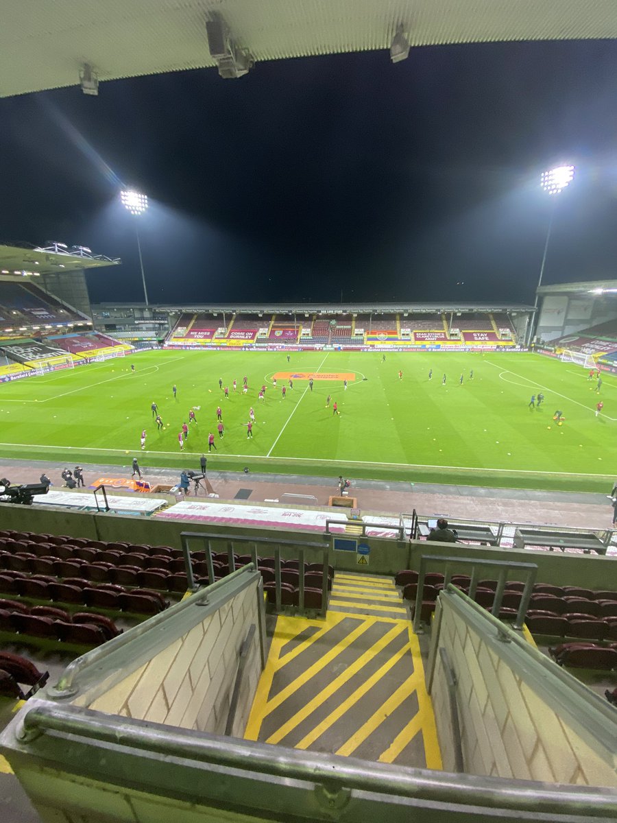 Gary Neville tweet media