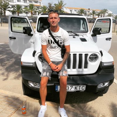 GeorgeCBailey's tweet photo. #NewProfilePic https://t.co/fBKdkJLasB