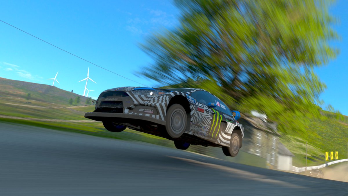 lluis13's tweet photo. @AOJ @ForzaHorizon @TheHoonigans @kblock43 There you go! #KenBlockBuster with @TheHoonigans & @kblock43, shot in #XboxSeriesS https://t.co/oo0UaBz6jN