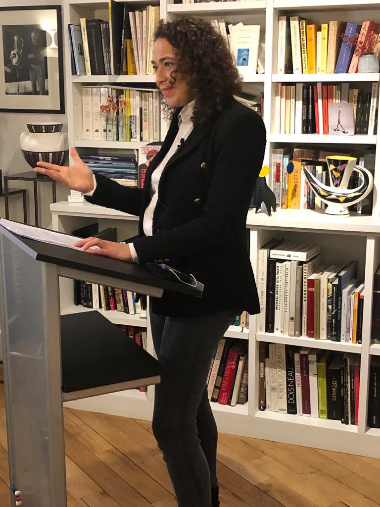 Tenoua's tweet photo. Sagesse biblique et mère juive au cœur du #Tenoualive
@rabbidelphineH 💬 Pour les rabbins, la vraie mère juive n'est pas une femme, pas une mère et pas juive, la vraie mère juive est une terre, la matrice égyptienne qui ne veut pas laisser partir son bébé hébreu, veut l'enfermer https://t.co/L85UjCbKut