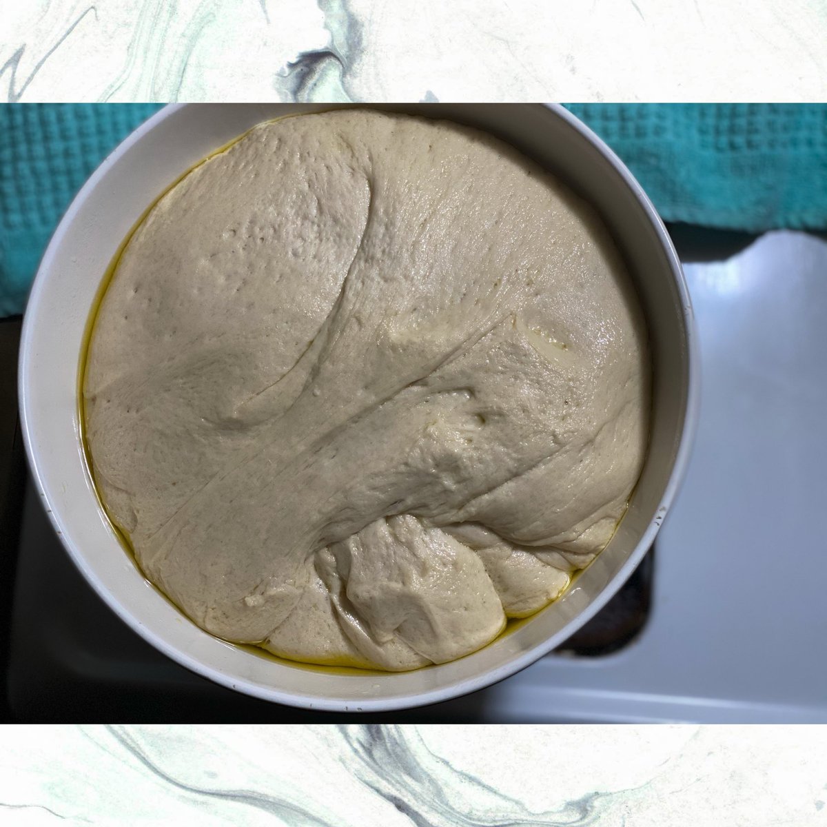 CBCBronx's tweet photo. Homemade rosemary garlic focaccia
Making bread 🍞 🥖 from scratch proved to be so much easier than expected. It seems like such a daunting task but with a little patience you can do it too! 
**Swipe left to see the before and after** #breadmaking #focaccia #dough https://t.co/fSogZoFgTR