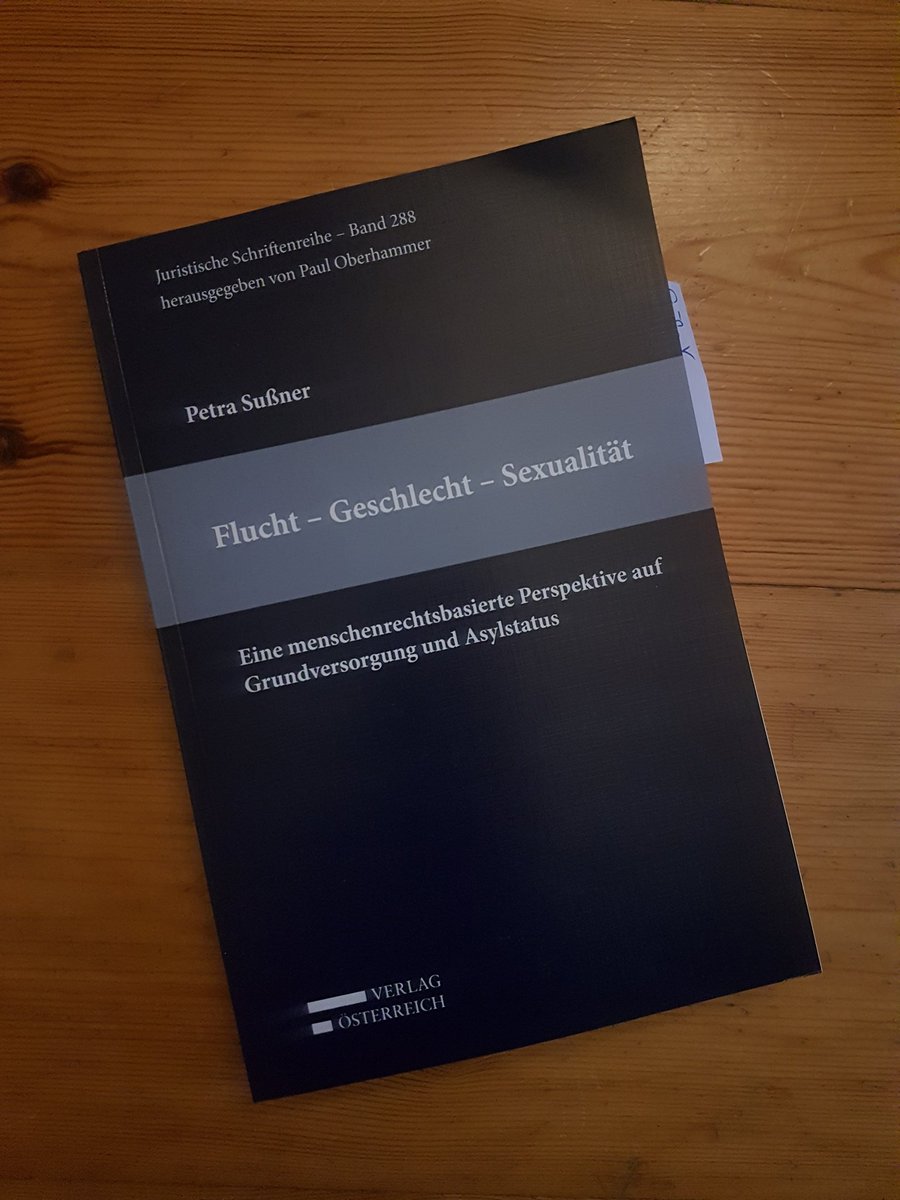 Heutiges Homeoffice-Highlight: Denken, DHL bringt FFP2-Masken, weil nichts anderes bestellt, aber den Gewinn der #coronaverlosung entgegennehmen :). Vielen Dank nochmal an @p_sussner und @Alex_J_Thiele ! (PS: FFP2 kamen später auch noch.)