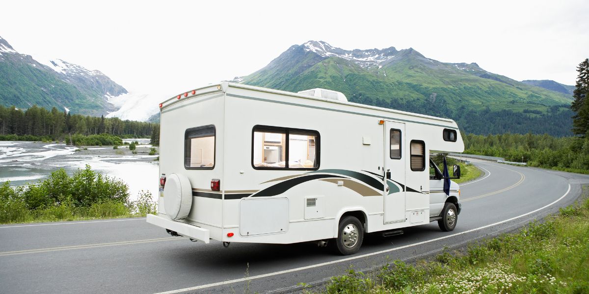 Arctic_Storage's tweet photo. 3 Steps to Prepare an RV for Storage https://t.co/xXsBN12vVC https://t.co/B4OZKZR3XW