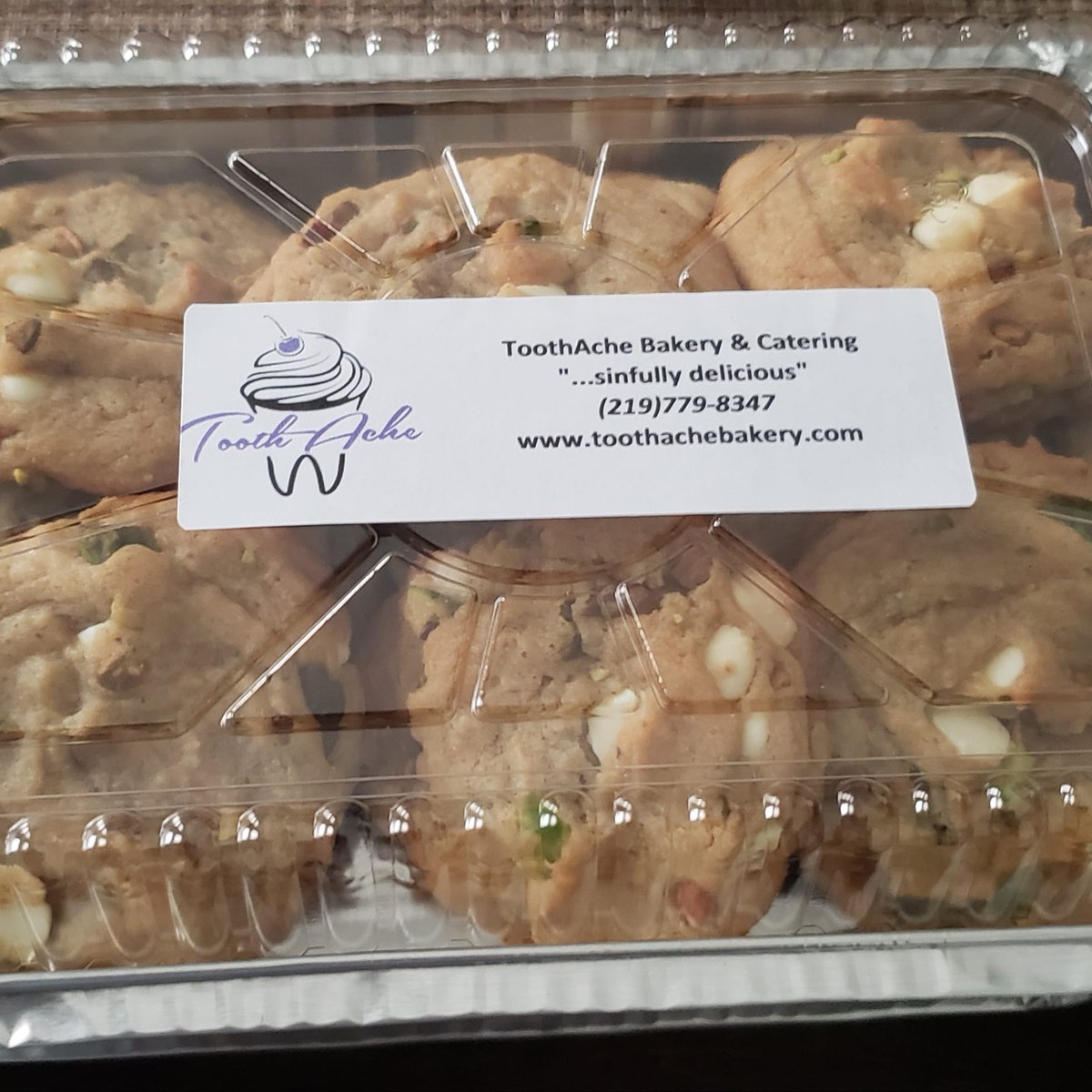 BakeryToothache's tweet image. Pistachio 🍪