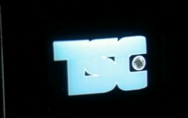 Ho_Li_Sheet's tweet photo. Luego de 30 años me vengo a dar cuenta que el logo de @EleteTSC es curiosamente similar al logo de "The Shield Company" de #HighlanderII 😳😳😳 https://t.co/OJGJDTNrRg