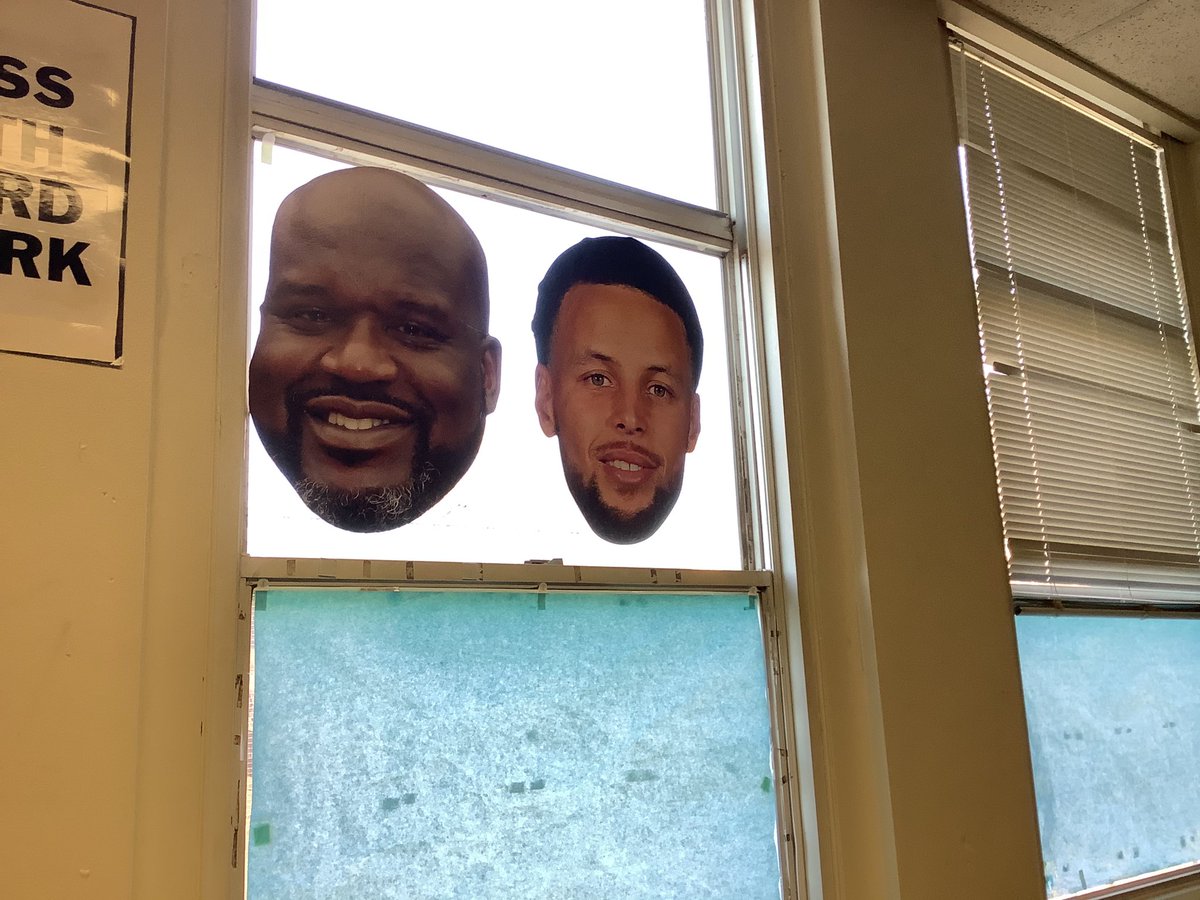 ReginaDill5's tweet photo. Two new students have joined my classes...Shaq and Steph are always listening and modeling excellence! Only 16 more Big Heads required to cover my windows and help us to feel like we have a full classroom! Are we not entertained!?!? @S_Providence_NC @UCPSNC https://t.co/zsqxXUyH7o