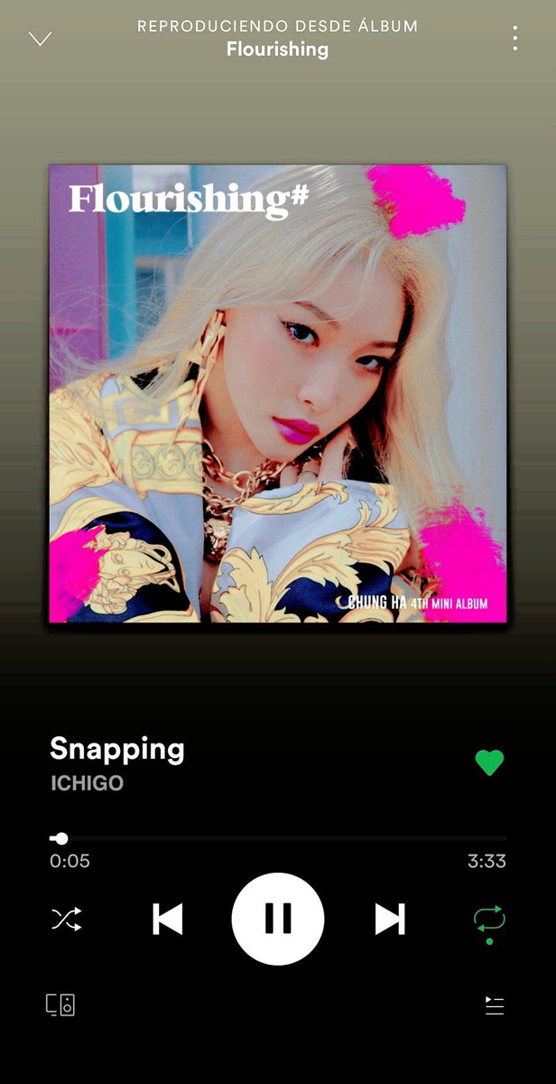 TWAISUTWT's tweet photo. ⠀ ،، _ ¡#- 𝑙あ.ıstᥱnıng !!⠀₊ our 🎶 * fᥲvorıtᥱs :⠀❛ 𝐧𝐨𝐰⠀╱⠀@ . . plᥲчıng 。⨾ #ICHIGOStreamParty ꜜ ›
Y mientras escuchaba #TeamSNAPPING, me ha llegado este increíble regalo de nuestra genial Ichigo. Miren que bonito brilla mi lightstick 😍 https://t.co/YcMccdwP8W