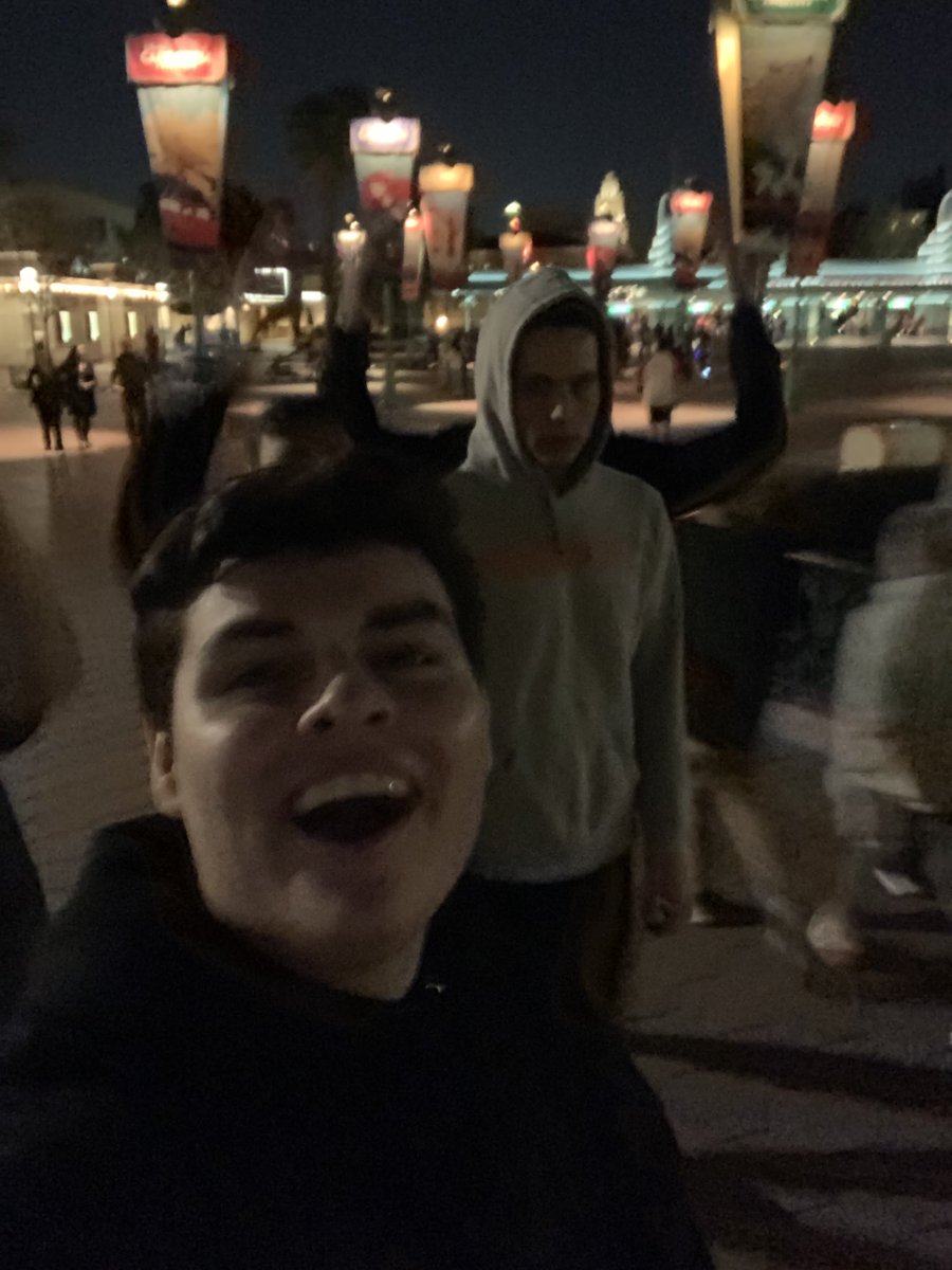 Safarooniee's tweet image. Gonna miss you, this one hits hard ❤️Thanks for everything. Love u bro @zayt