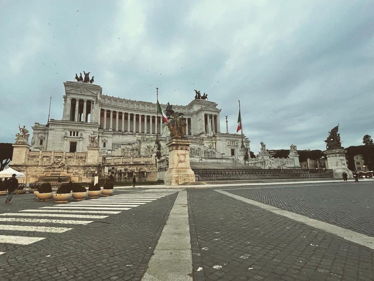🗺 Altare Della Patria, built in honor of Victor Emmanuel II, the first king of a unified Italy, located in Rome, Italy.
#travel