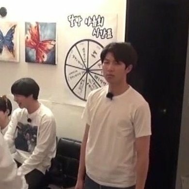 vhopetear's tweet photo. "Se líder, será fácil dijeron" — un hilo sobre la paciencia de Namjoon https://t.co/bSpk7oKaNL
