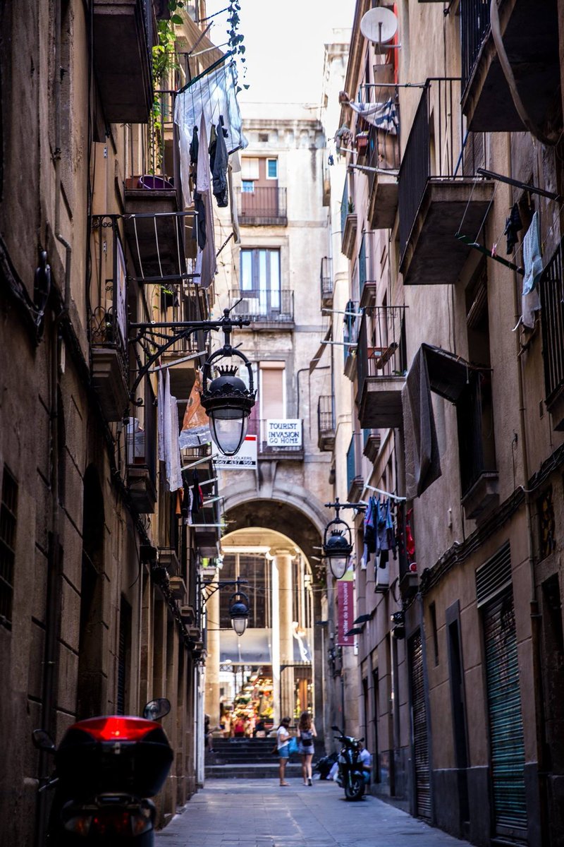 Furthermore, Barcelona is one of the most touristed cities in the world. If COVID was so widespread in March 2019 that it could be detected in the wastewater of the city, it would've exploded worldwide. We would see such a diversity of SARS2 virus genomes.