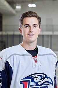 Very honest conversation with <a href="/kbladen26/">Kris Bladen</a> tonight!! Shared his journey from playing for the A’s to making the jump playing for <a href="/LibertyHockey/">Liberty Hockey</a> #🙏 you blazer &amp; best of luck the rest of the season.