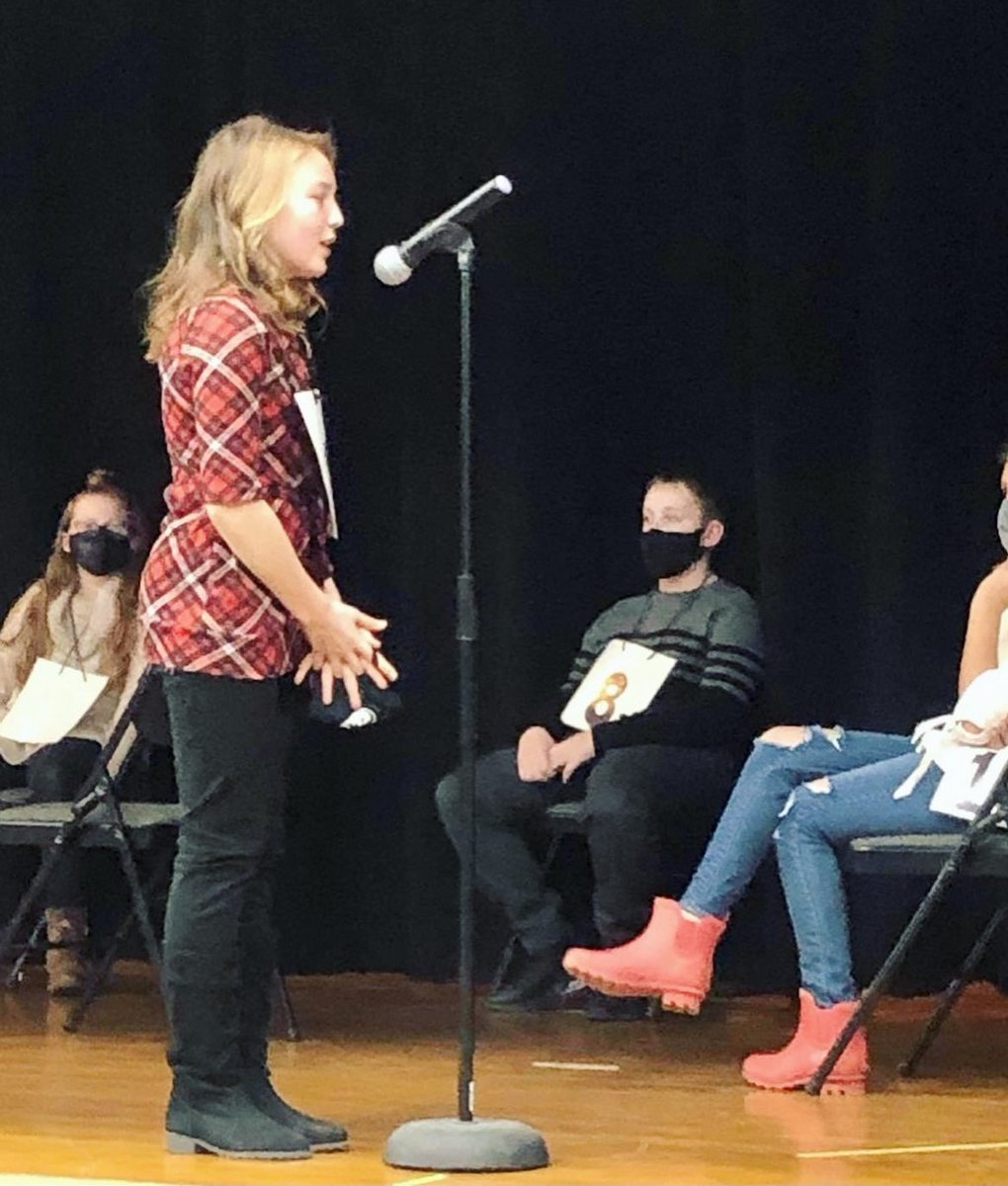 AmeliaAult's tweet photo. Placed 2nd at the Spelling Bee! @Edison_Nation #districtfinalist https://t.co/CrQnQziCHc