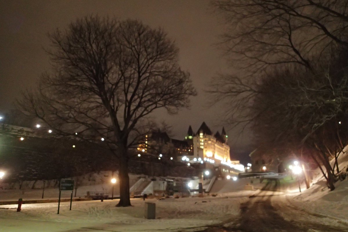 A few hill-reps + a bit: 12.5k in the bag this lovely eve😃
Hope you've had a splendid day😎
#TeamNuun <a href="/nuunhydration/">Nuun Hydration</a> 
#Tracer360 <a href="/noxgear/">noxgear</a> 
#mmrun 8 of 100 <a href="/MegaMeterRun/">Mega Meter Run</a>