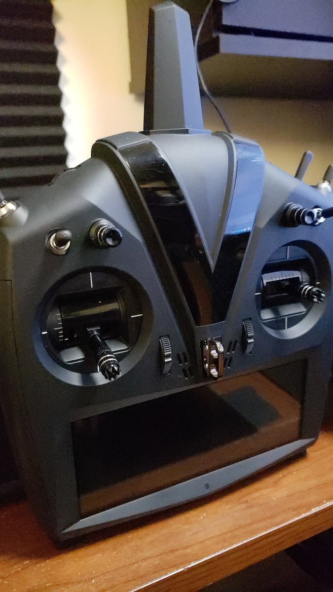 7C3R3S111's tweet image. Check out this cool fuckin radio controller I got from #mikadomodelhelicopters #vbar #vbarcontrol #vbarcontroltouch