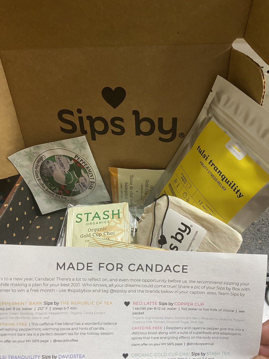 bibliophilezing's tweet photo. Iโm really enjoying my โฆ@sipsbyโฉ boxes! This is my second box and they really take note of my feedback, such a nice, cozy treat during a #pandemic #tea #sipsby #cozy #chai https://t.co/juzoUaA9Uq